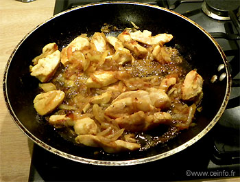 Recette Tajine poulet, miel et oignons - Recette rapide 