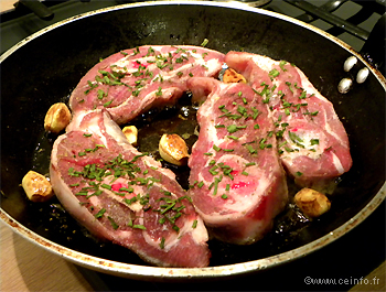 Recette Tranches de gigot d'agneau caramélisées au vinaigre balsamique 