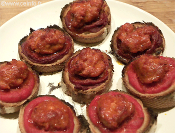 Recette Toasts de soubressade fraîche à la tomate 