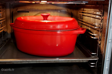 Boeuf bourguignon cuisson traditionnelle (Au four ou sur plaque de cuisson) Recette Boeuf bourguignon cuisson traditionnelle (Au four ou sur plaque de cuisson)