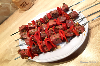 Recette Brochette de bœuf ou volaille,  en marinade Provençale 