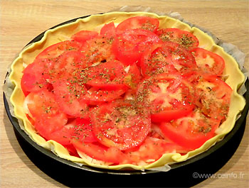 Recette La tarte Marianne - Moutarde, oignons, tomates, comté 