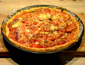 Recette La tarte Marianne - Moutarde, oignons, tomates, comté 