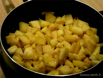 Recette Gâteaux aux pommes cuit à la poêle 