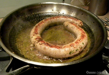 Recette Poêlée de courgettes aux saucisses de Toulouse 