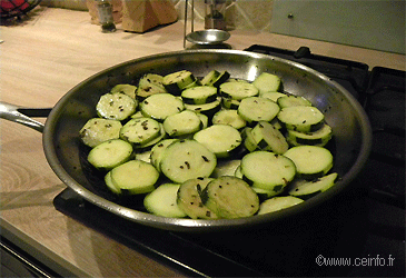 Recette Poêlée de courgettes aux saucisses de Toulouse 