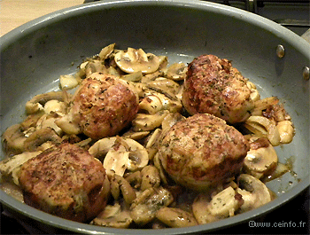 Recette Paupiettes de poulet aux lamelles de courgettes 