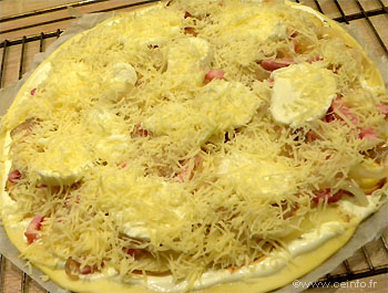 Recette La pizza montagnarde - Pizza blanche 