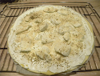 Recette Pizza blanche au saumon fumé et mozarrella 