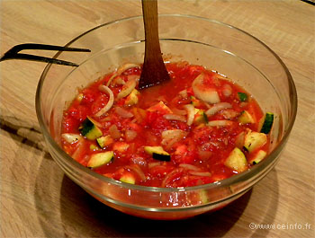 Recette Filet de cabillaud aux tomates et courgettes 