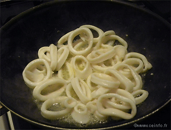 Recette Encornet à la sauce tomate toute simple [recette facile] 