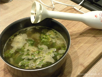 Recette Soupe oignon et persil aux vermicelles 
