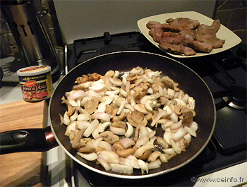 Recette Escalope de veau à l'italienne et son riz jaune 